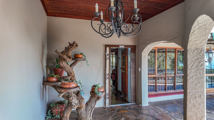 7 Bedroom Property for Sale in Waterkloof A H North West